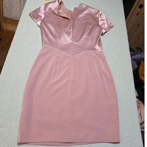 Black Tie Oleg Cassini Pink Satin Crepe Cocktail Dress Size 8 Short Sleeve Mini